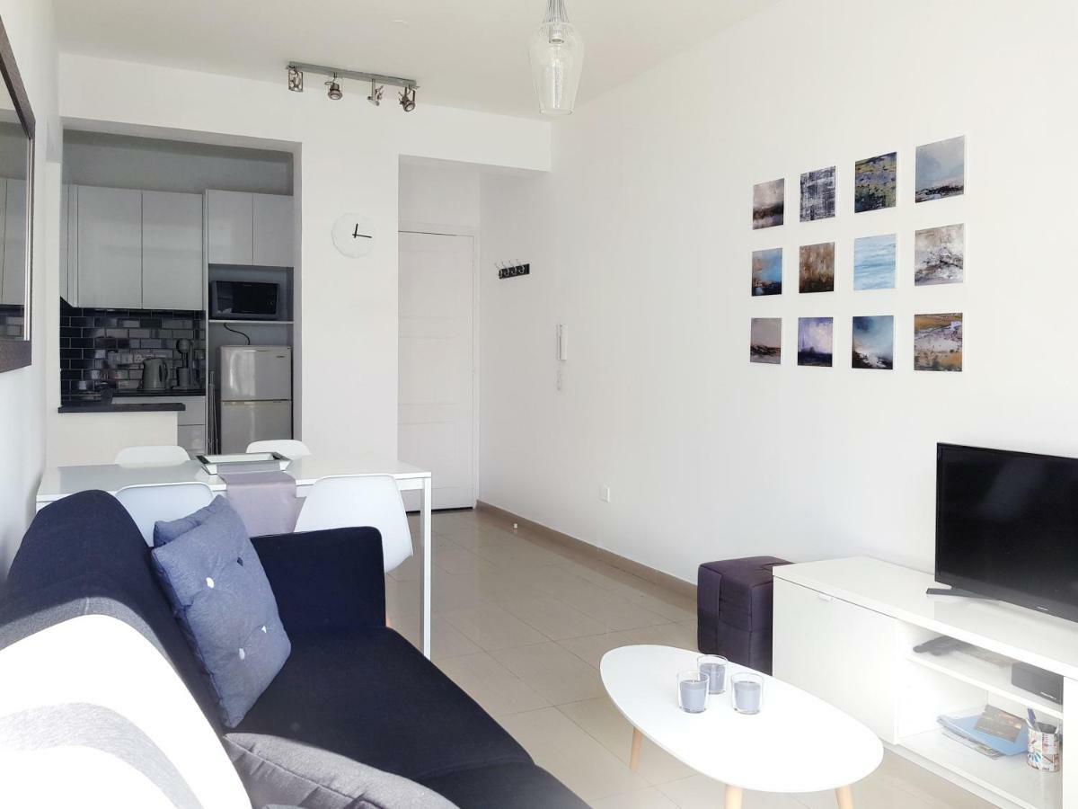 City Pearl - Modern 2 Bed Sea View Apt In City Centre 利马索尔 外观 照片