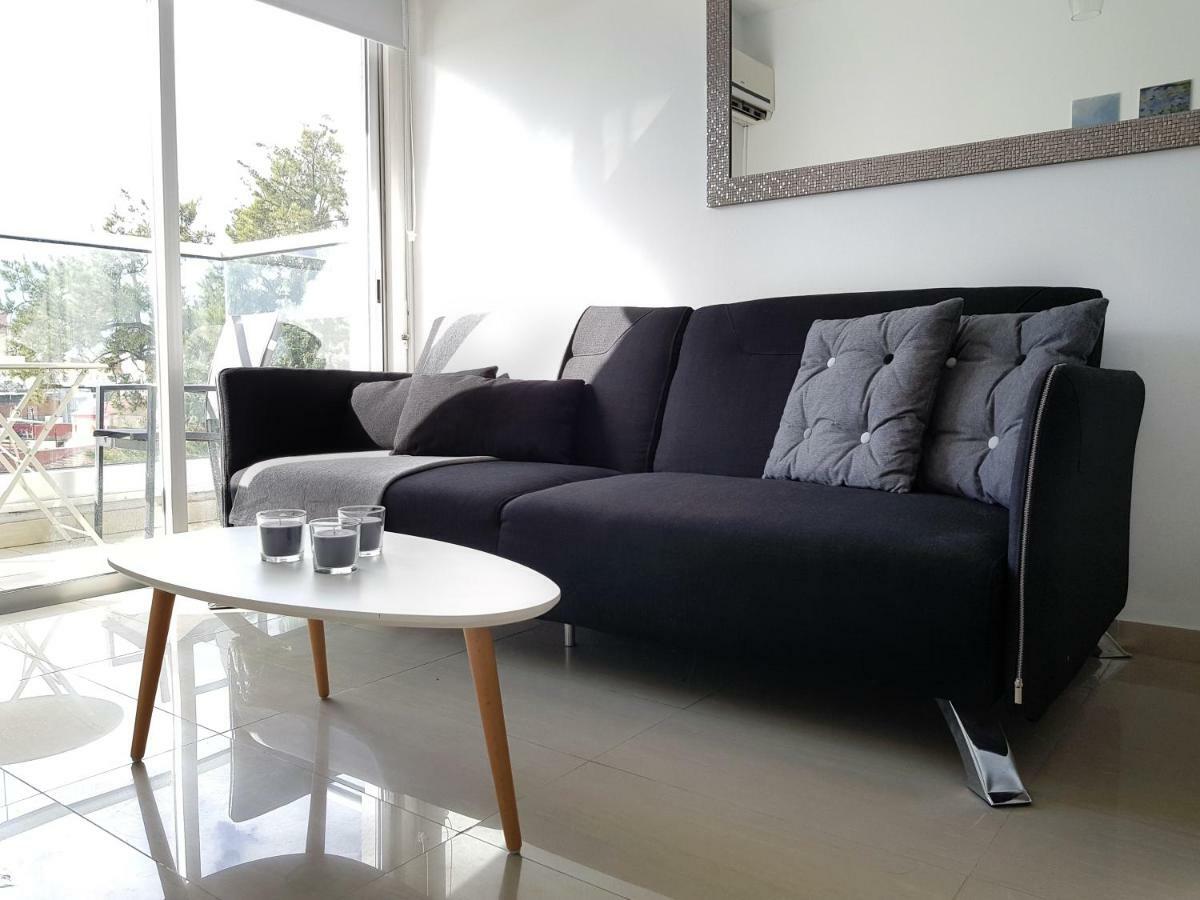 City Pearl - Modern 2 Bed Sea View Apt In City Centre 利马索尔 外观 照片