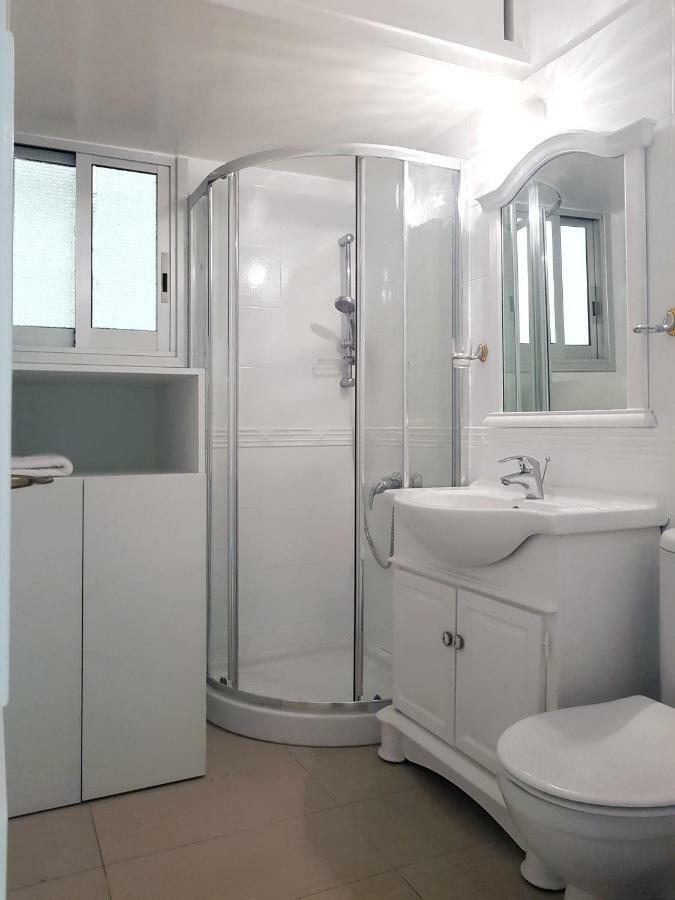 City Pearl - Modern 2 Bed Sea View Apt In City Centre 利马索尔 外观 照片